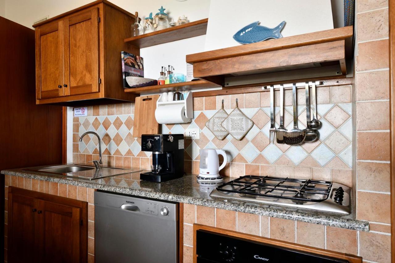 Casa Del Sole Villa Tertenìa Eksteriør billede